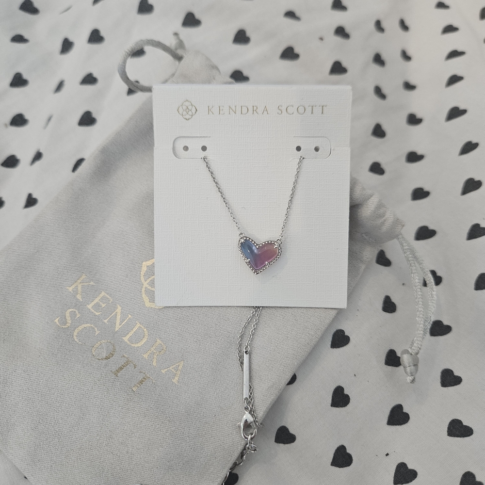 Kendra Scott Watercolor Illusion Pendant